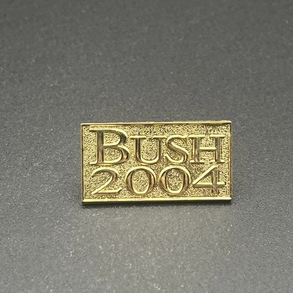 George Bush Presidential Election 2004 Gold Tone Lapel Hat‎ Pin